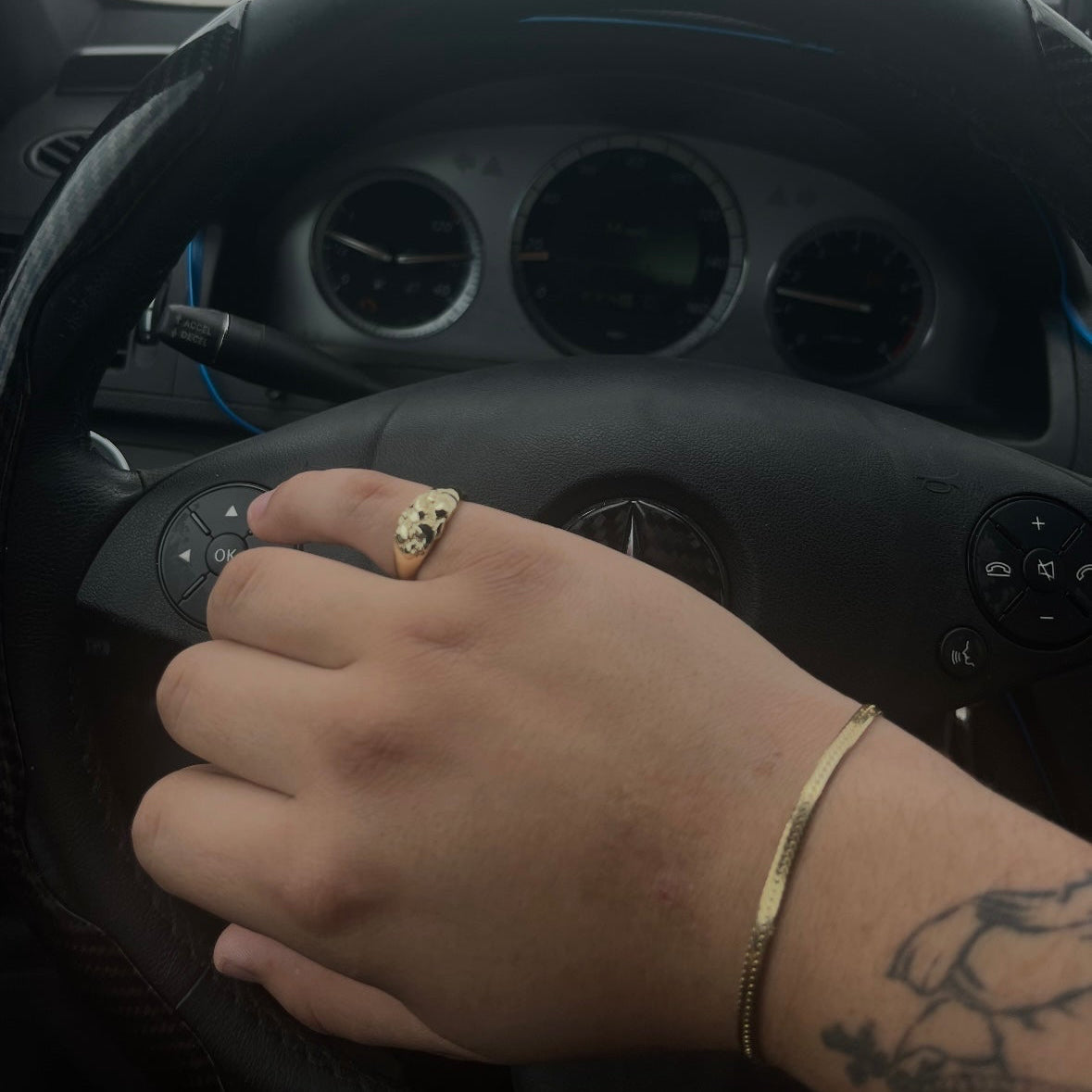 Pinky nugget ring